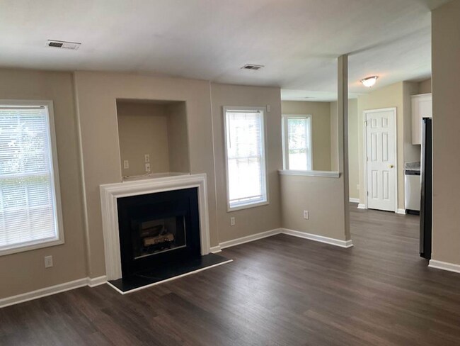 Foto del edificio - 1501 Majestic Meadow Dr