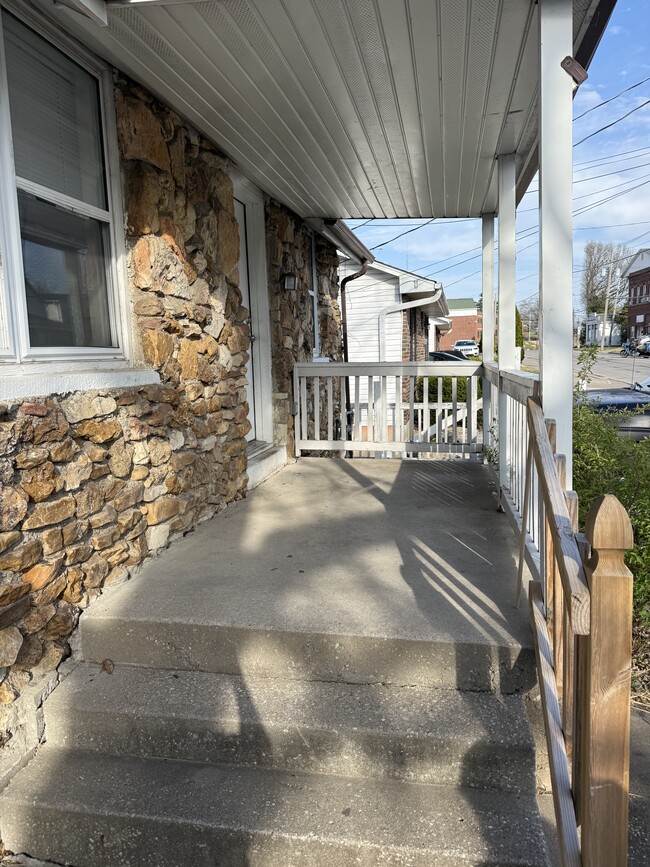 1014 Saint Marys Blvd