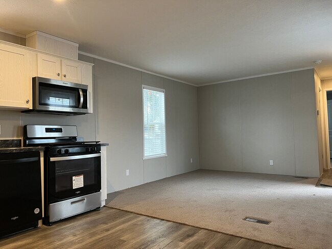 Foto del edificio - 50 Ash Ave