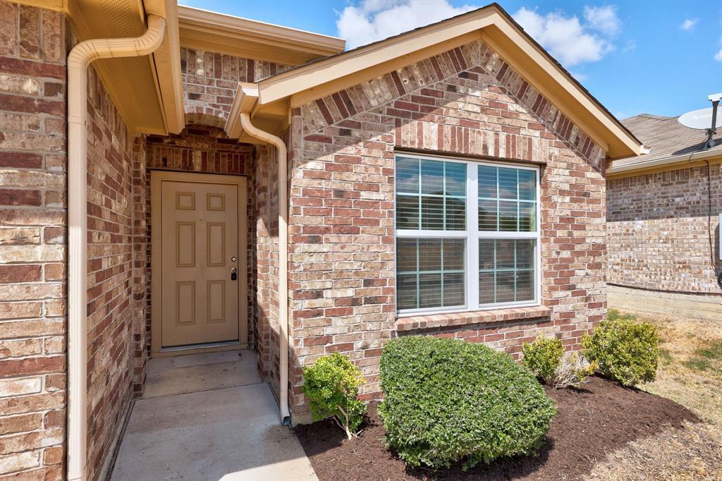 Foto principal - 5816 Roderick Dr