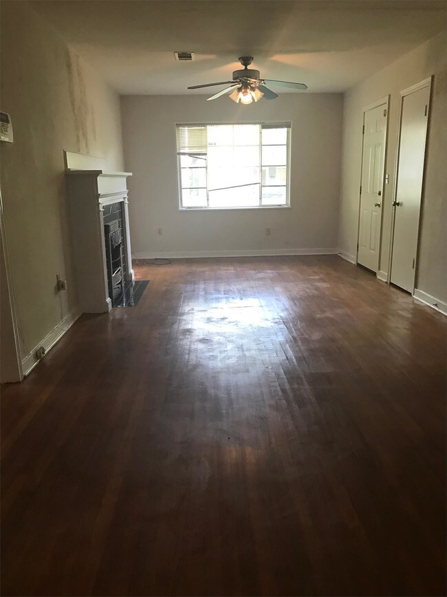 Foto del edificio - 512 Mitchell Ave