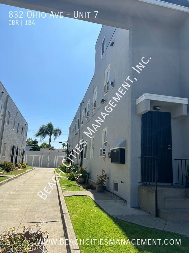 Building Photo - 832 Ohio Ave