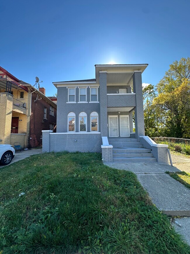 Building Photo - 3297 Clements St