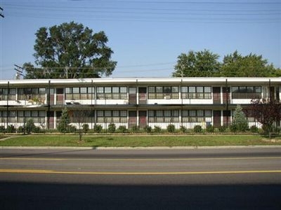 Primary Photo - College Grove