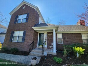 Building Photo - 10828 Glenway Pl