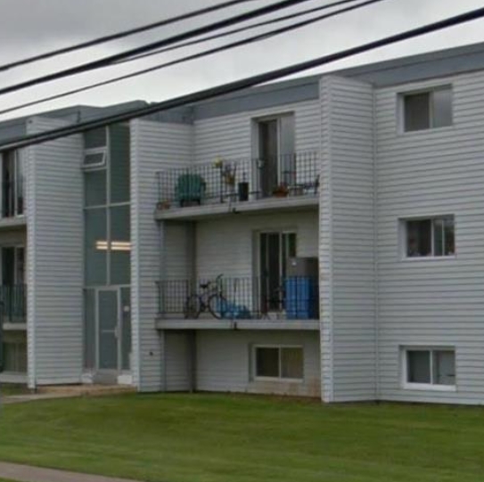 Primary Photo - 111 Vail St