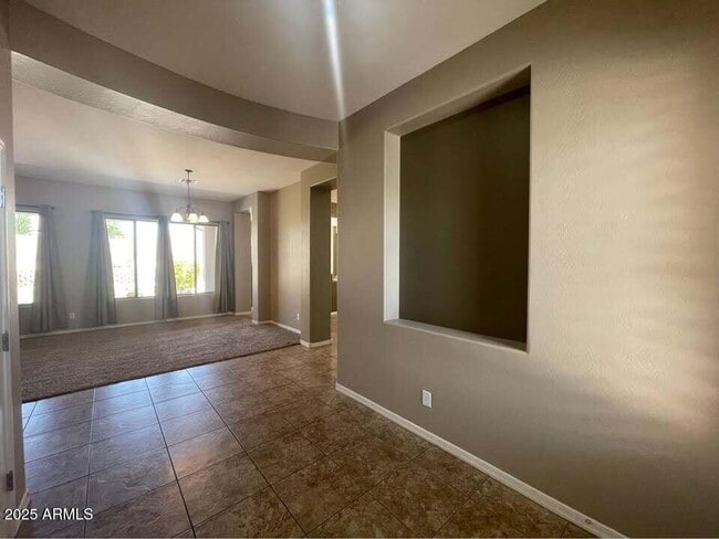Building Photo - 4918 W Carpenter Dr