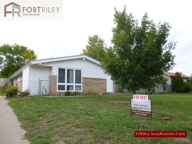 Primary Photo - Cute Two Bedroom Home