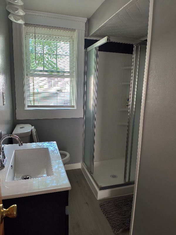 Building Photo - 161 Lynch St