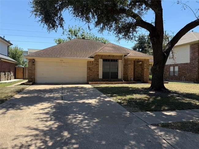 Building Photo - 9035 Waving Fields Dr