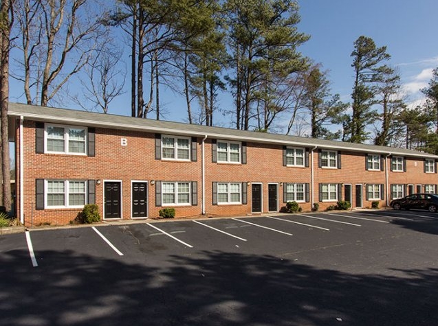 Primary Photo - Lilburn School Townhomes