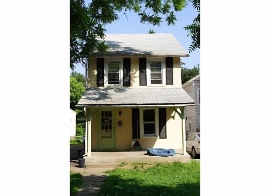 Foto principal - Main Line Student Rental
