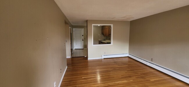 Building Photo - 400 Savin Hill Ave