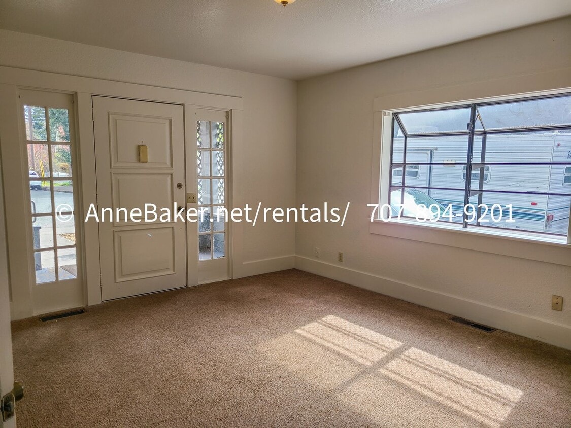 Foto principal - Close to Downtown Cloverdale