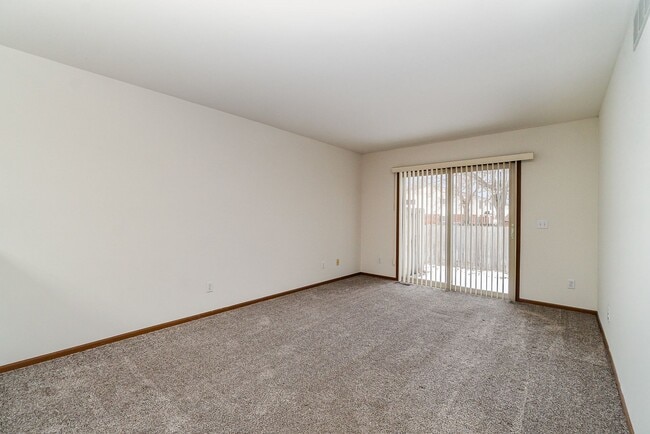 Building Photo - Morning Dawn Drive Duplex