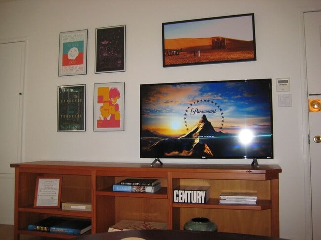 Building Photo - 7923 Norton Ave