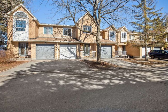 Photo du bâtiment - Aspen Village Townhomes