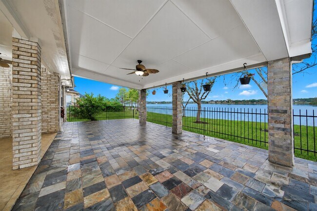 Foto del edificio - 3831 Lakeridge Canyon Dr