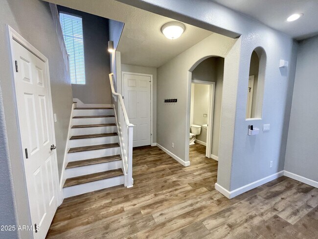 Building Photo - 2640 E Indian Wells Pl