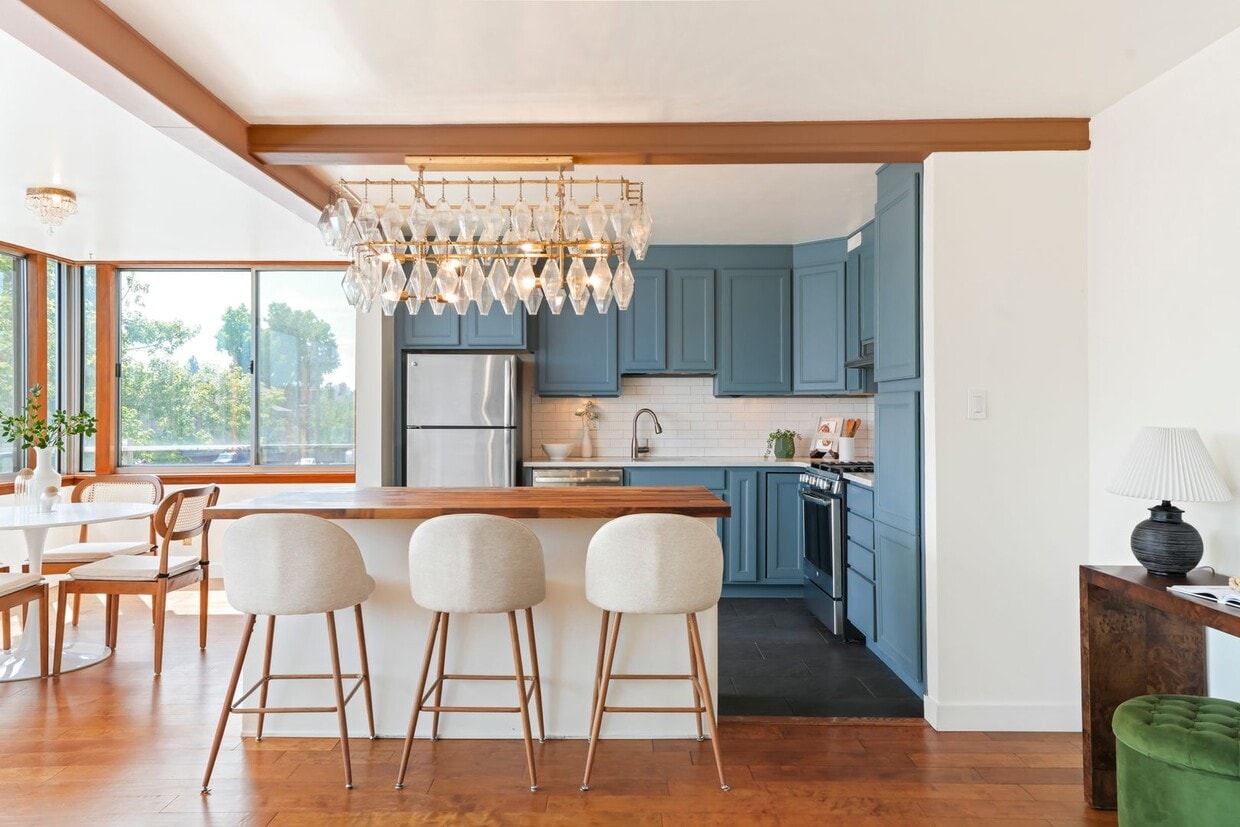 Foto principal - 800 N Washington St