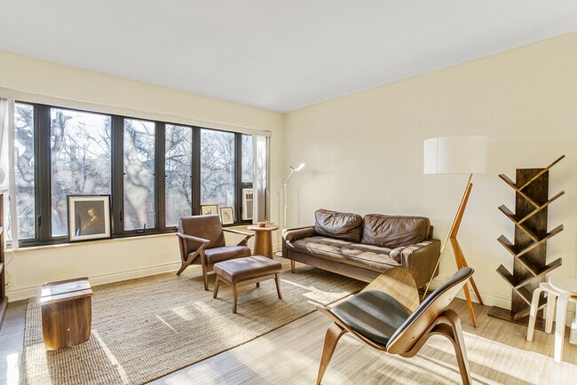 Foto del edificio - 5510 S Woodlawn Ave