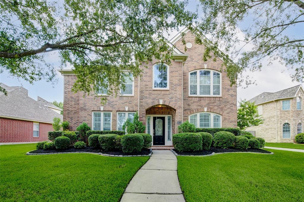 Foto principal - 26210 Goldenport Ln