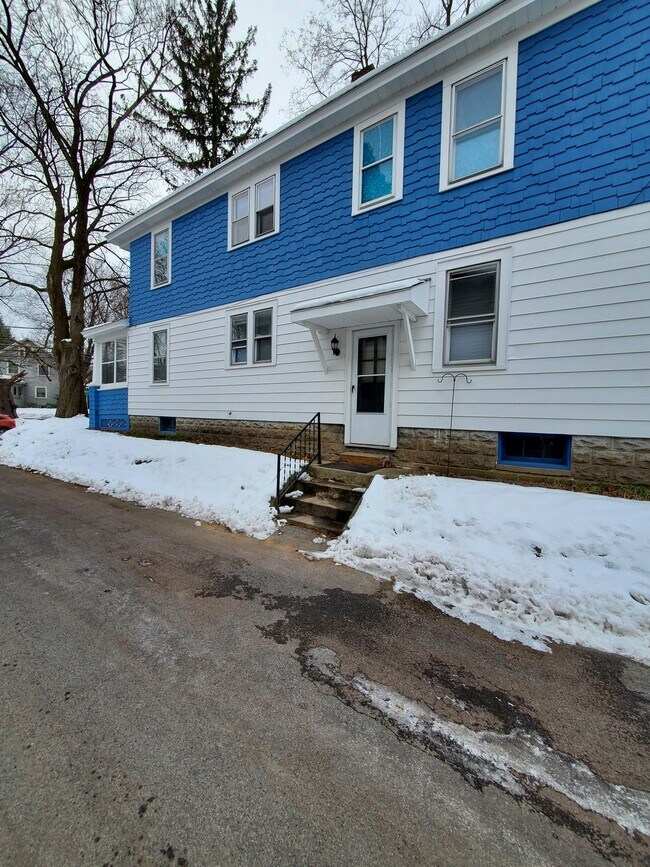 side entrance - 261 N Ballston Ave