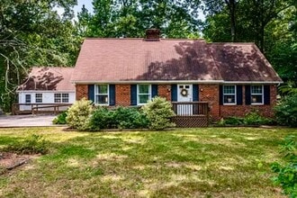 Building Photo - 86 Venable Dr