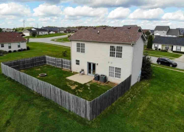 Foto del edificio - 428 Greathouse Dr