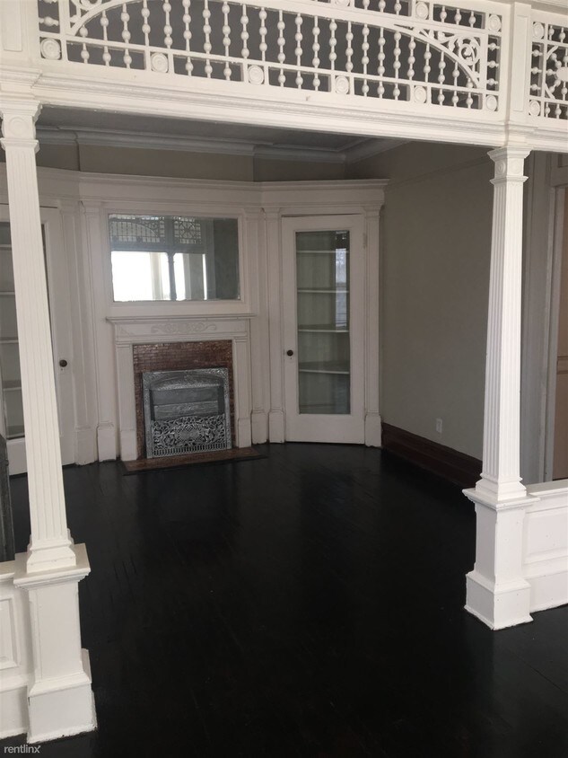 Foto principal - 3 br, 1 bath Apartment - 95 Brooklyn Ave