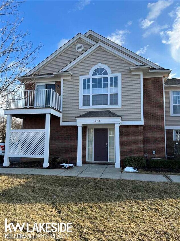 Primary Photo - 16462 Chatham Dr