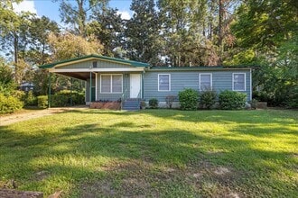 Building Photo - 1908 Crabapple Dr