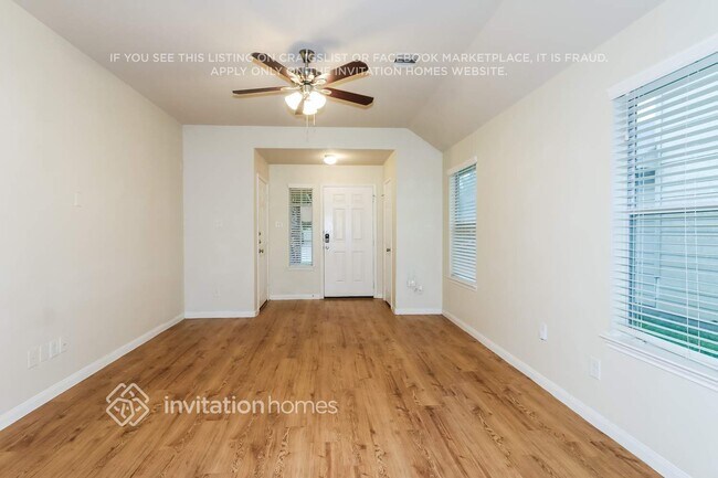 Building Photo - 18742 Dennington Dr