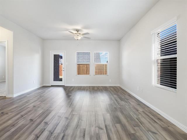 Foto del edificio - 208 Goosewood Dr