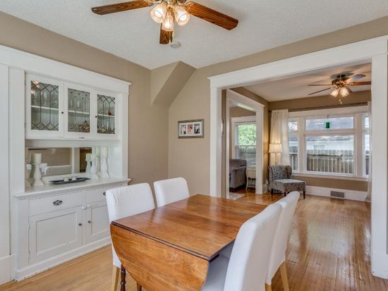 Dining - 2620 18th Ave S