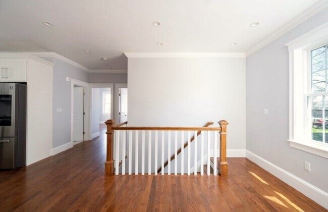 Foto del edificio - 102 Neponset Ave