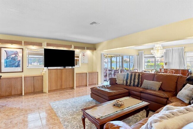 Foto del edificio - 3015 N Palm Aire Dr
