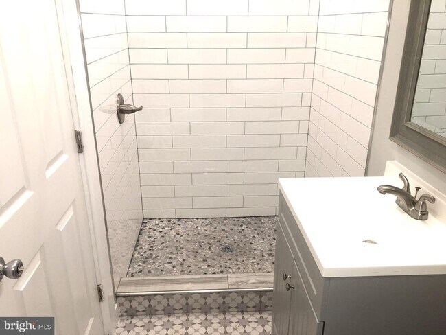 Building Photo - 5409 Christian St