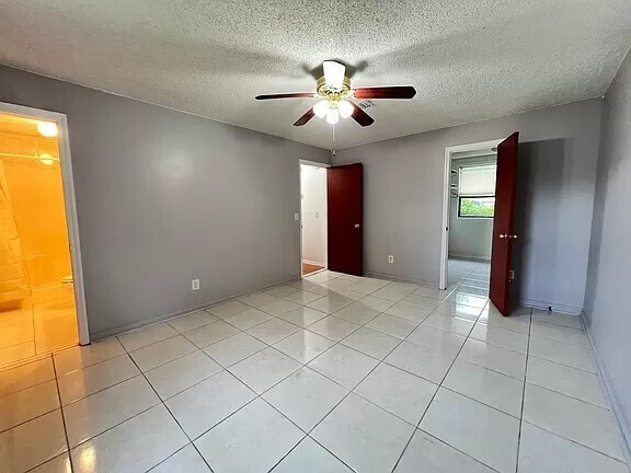 Building Photo - 1265 Cheyenne Ct