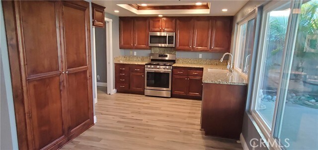 Foto del edificio - 17942 Hallcroft Ln
