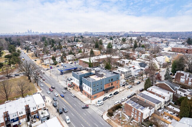 Foto aérea - 5830 Henry Ave