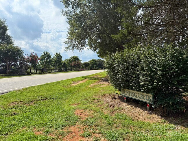 Foto del edificio - 500 Kirby Ln