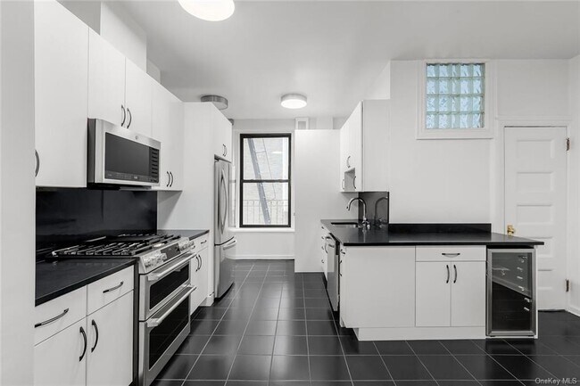 Foto del edificio - 26 E 81st St