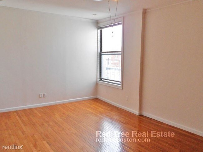 Building Photo - 286 Newbury St