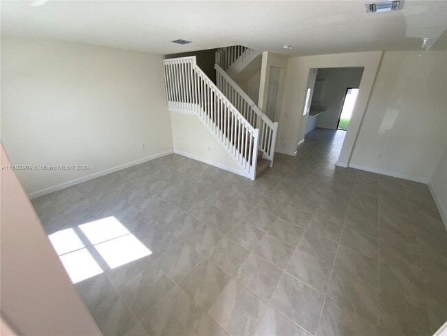 Building Photo - 11455 W 33rd Ln