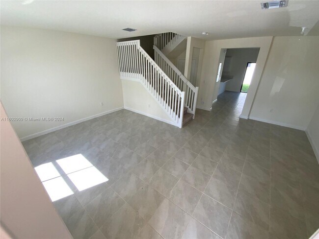 Foto del edificio - 11455 W 33rd Ln