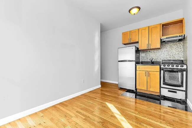 Building Photo - 101 Delancey St