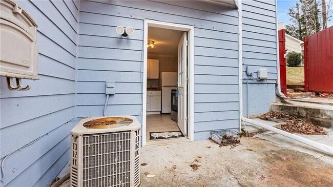 Photo - 2787 Parliament Ct House