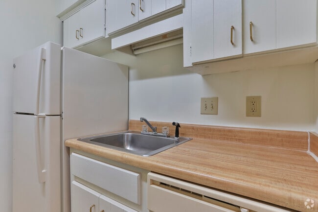 1BR, 1BA - Bent Oak Apartments
