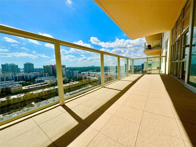 Foto del edificio - 230 174th St